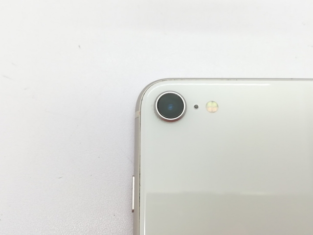 【中古】Apple au 【SIMフリー】 iPhone SE（第3世代） 64GB スターライト MMYD3J/A【立川フロム中武】保証期間１ヶ月【ランクB】_6