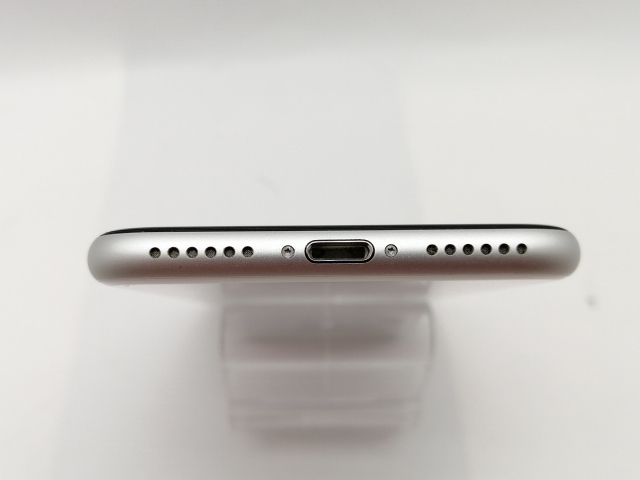 【中古】Apple au 【SIMロック解除済み】 iPhone SE（第2世代） 64GB ホワイト MHGQ3J/A（後期型番）【津田沼】保証期間１ヶ月【ランクB】