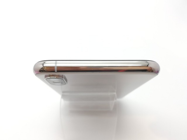 【中古】Apple SoftBank 【SIMロック解除済み】 iPhone XS 64GB シルバー MTAX2J/A【小倉駅前】保証期間１ヶ月【ランクB】の通販は