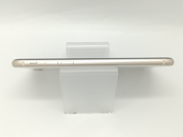 中古】Apple docomo 【SIMフリー】 iPhone SE（第3世代） 64GB