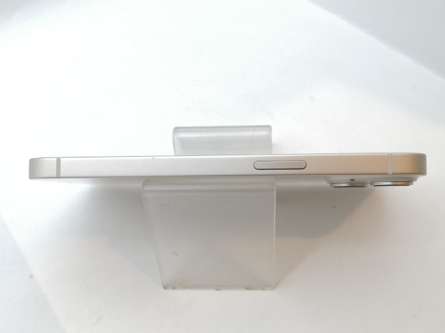 【中古】Apple docomo 【SIMフリー】 iPhone 14 128GB スターライト MPUQ3J/A【津田沼】保証期間１ヶ月【ランクB】_3