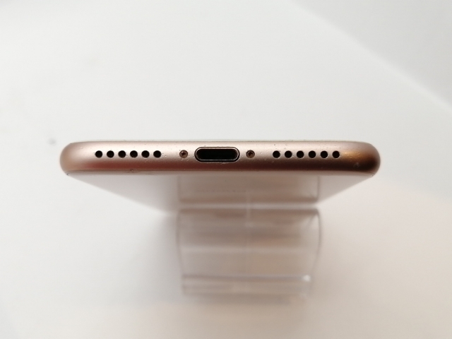 【中古】Apple docomo 【SIMロック解除済み】 iPhone 8 64GB ゴールド MQ7A2J/A【津田沼】保証期間１ヶ月【ランクB】_4