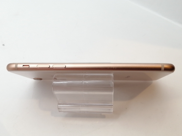【中古】Apple docomo 【SIMロック解除済み】 iPhone 8 64GB ゴールド MQ7A2J/A【津田沼】保証期間１ヶ月【ランクB】_5