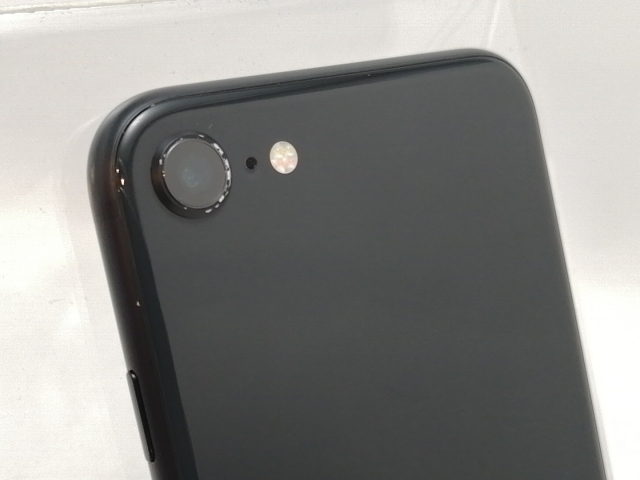 【中古】Apple au 【SIMロック解除済み】 iPhone SE（第2世代） 64GB ブラック MHGP3J/A（後期型番）【津田沼】保証期間１ヶ月【ランクB】_6