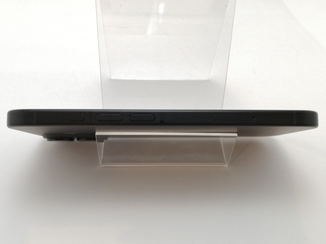 【中古】Apple au 【SIMフリー】 iPhone 16 128GB ブラック MYDQ3J/A【津田沼】保証期間１ヶ月【ランクB】_3
