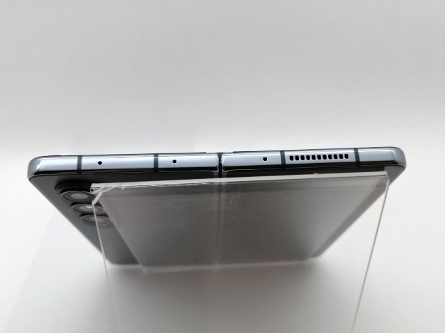 【中古】SAMSUNG au 【SIMフリー】 Galaxy Z Fold4 12GB 256GB SCG16 グレイグリーン【津田沼】保証期間１ヶ月【ランクB】_3