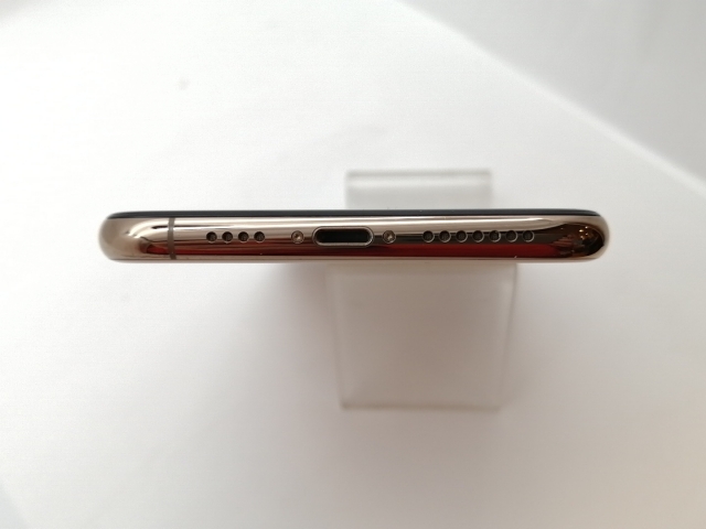 【中古】Apple au 【SIMロック解除済み】 iPhone XS Max 512GB ゴールド MT702J/A【津田沼】保証期間１ヶ月【ランクA】_4