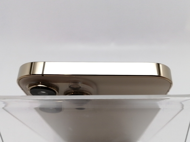 【中古】【赤ロム保証あり】Apple au 【SIMフリー】 iPhone 13 Pro Max 1TB ゴールド MLKJ3J/A【津田沼】保証期間１ヶ月【ランクB】_2
