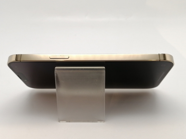 【中古】【赤ロム保証あり】Apple au 【SIMフリー】 iPhone 13 Pro Max 1TB ゴールド MLKJ3J/A【津田沼】保証期間１ヶ月【ランクB】_5
