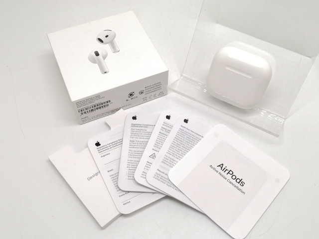 すぐ発送】 Apple Airpods 4 中古 箱付き Apple AirPods 4 (ANC) 中古