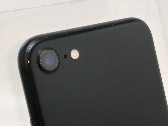 【中古】Apple docomo 【SIMロック解除済み】 iPhone SE（第2世代） 64GB ブラック MHGP3J/A（後期型番）【津田沼】保証期間１ヶ月【ランクC】_6
