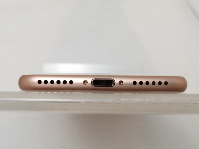 【中古】Apple SoftBank 【SIMロック解除済み】 iPhone 8 64GB ゴールド MQ7A2J/A【津田沼】保証期間１ヶ月【ランクB】_3