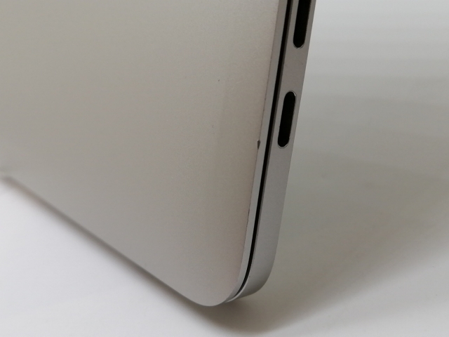 【中古】Apple MacBook Pro 13インチ(wTB) CTO (Mid 2019) シルバー Core i7(1.7G)/16G/256G(SSD)/Iris Plus 645【津田沼】保証期間１ヶ月【ランクC】_5