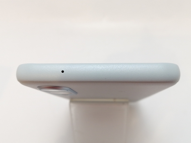 【中古】FCNT UQmobile 【SIMフリー】 arrows We2 ライトブルー 4GB 64GB FCG02【神保町】保証期間１ヶ月【ランクA】_2