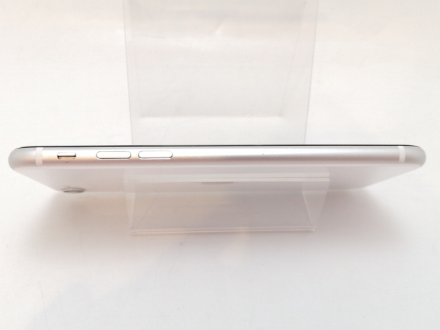 【中古】Apple docomo 【SIMロック解除済み】 iPhone SE（第2世代） 128GB ホワイト MHGU3J/A（後期型番）【津田沼】保証期間１ヶ月【ランクC】_5