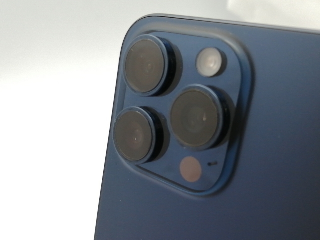 【中古】Apple 国内版 【SIMフリー】 iPhone 15 Pro Max 256GB ブルーチタニウム MU6T3J/A【ECセンター】保証期間１ヶ月【ランクA】_6