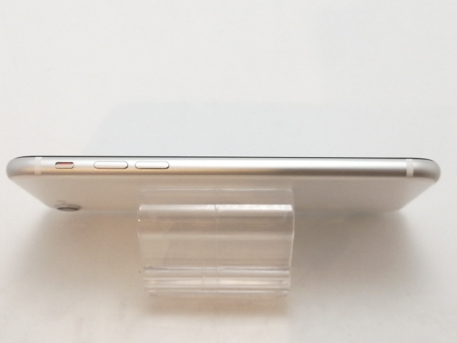 【中古】Apple ymobile 【SIMロック解除済み】 iPhone SE（第2世代） 64GB ホワイト MX9T2J/A【津田沼】保証期間１ヶ月【ランクC】_4