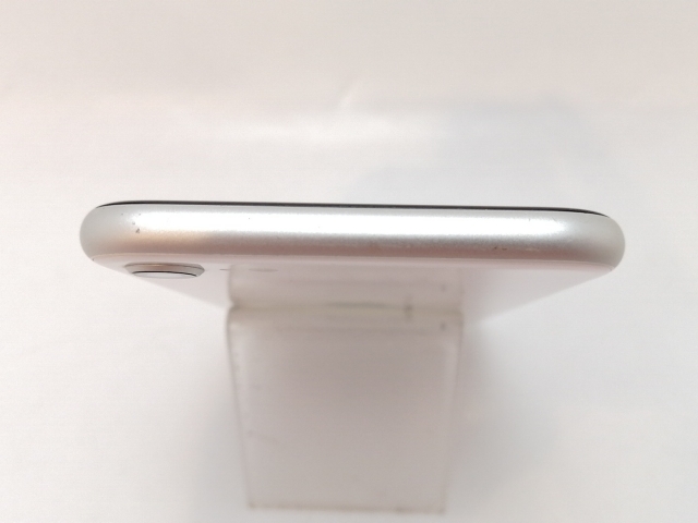 【中古】Apple SoftBank 【SIMロック解除済み】 iPhone SE（第2世代） 64GB ホワイト MX9T2J/A【津田沼】保証期間１ヶ月【ランクC】_2