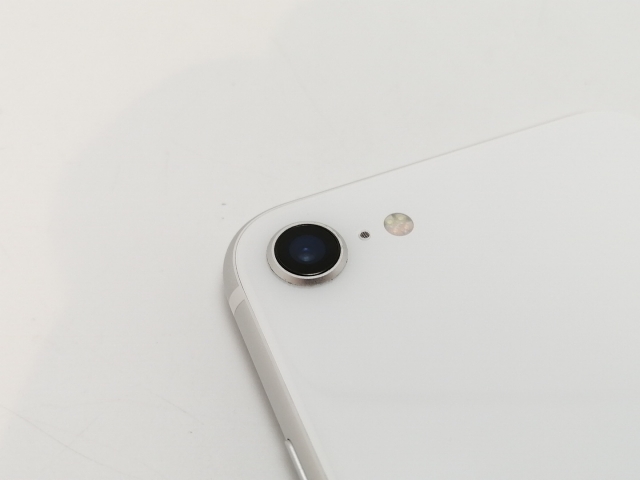 【中古】Apple SoftBank 【SIMロック解除済み】 iPhone SE（第2世代） 64GB ホワイト MHGQ3J/A（後期型番）【津田沼】保証期間１ヶ月【ランクC】_6