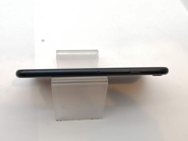 【中古】Apple au 【SIMフリー】 iPhone SE（第3世代） 128GB ミッドナイト MMYF3J/A【津田沼】保証期間１ヶ月【ランクB】_3