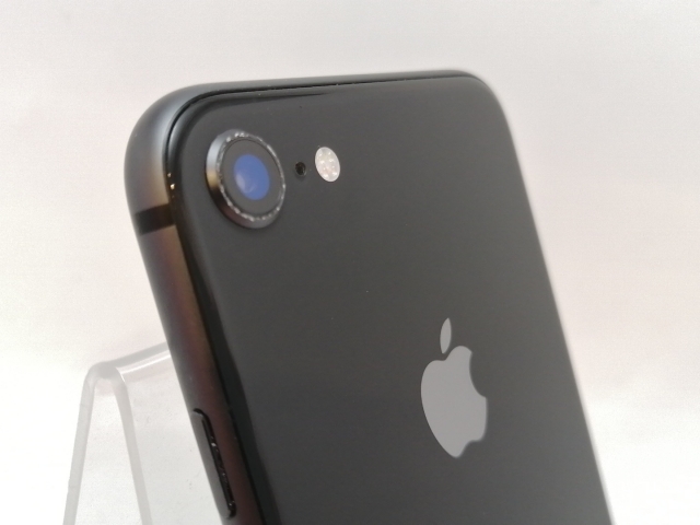 【中古】Apple docomo 【SIMロック解除済み】 iPhone 8 64GB スペースグレイ MQ782J/A【DS秋葉】保証期間１ヶ月【ランクC】_6
