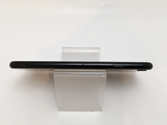 【中古】Apple docomo 【SIMロック解除済み】 iPhone SE（第2世代） 128GB ブラック MHGT3J/A（後期型番）【津田沼】保証期間１ヶ月【ランクA】_3