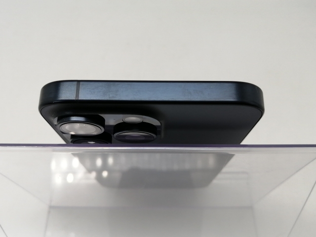 【中古】Apple SoftBank 【SIMフリー】 iPhone 15 Pro Max 256GB ブルーチタニウム MU6T3J/A【川越クレアモール】保証期間１ヶ月【ランクA】