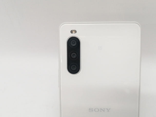 【中古】SONY 国内版 【SIMフリー】 Xperia 10 II ホワイト 4GB 64GB XQ-AU42【川越クレアモール】保証期間１ヶ月【ランクB】_6