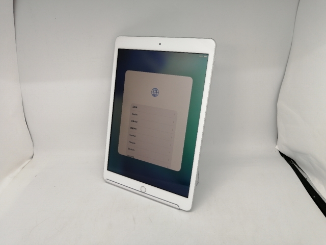 【中古】Apple 【Wi-Fi】 iPad（第8世代/2020） 32GB シルバー MYLA2J/A【川越クレアモール】保証期間１ヶ月【ランクA】_1