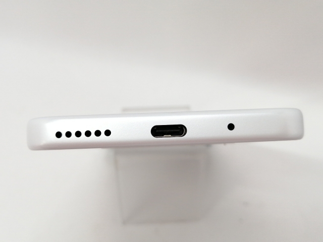 【中古】ZTE ymobile 【SIMフリー】 Libero 5G IV 4GB 128GB ホワイト A302ZT【川越クレアモール】保証期間１ヶ月【ランクA】_3
