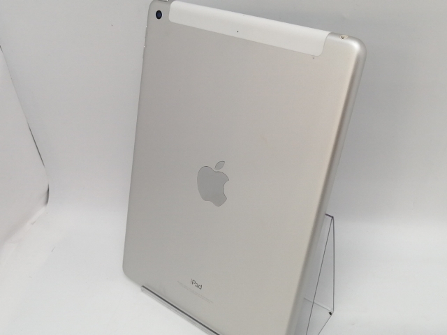 【中古】Apple docomo 【SIMロック解除済み】 iPad（第5世代/2017） 32GB シルバー MP1L2J/A【川越クレアモール】保証期間１ヶ月【ランクB】