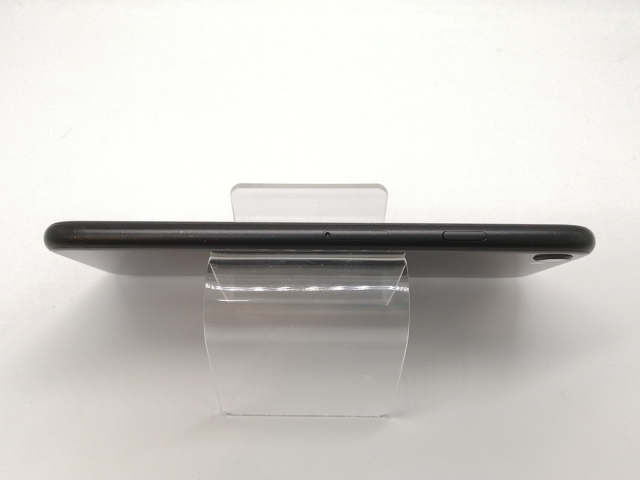 【中古】Apple SoftBank 【SIMロック解除済み】 iPhone SE（第2世代） 64GB ブラック MHGP3J/A（後期型番）【高崎モントレー】保証期間１ヶ月【ランクC】_3