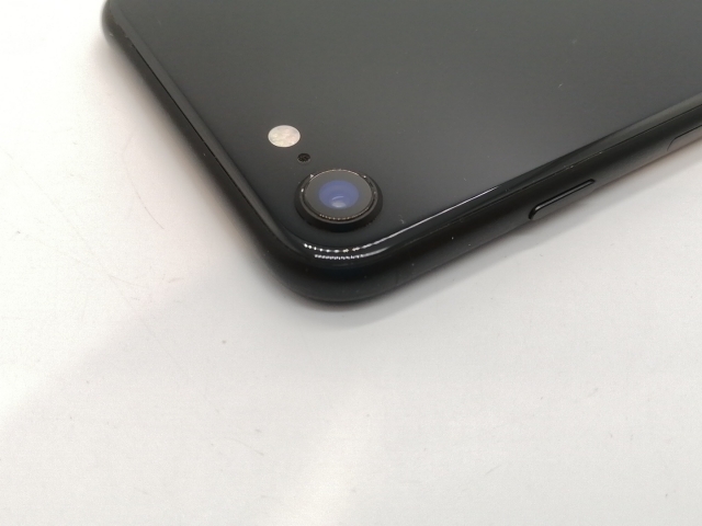 【中古】Apple SoftBank 【SIMロック解除済み】 iPhone SE（第2世代） 64GB ブラック MHGP3J/A（後期型番）【高崎モントレー】保証期間１ヶ月【ランクC】_6