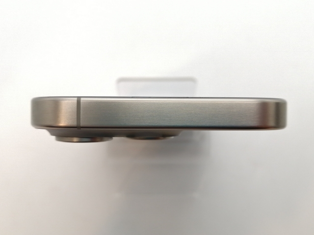 【中古】Apple 国内版 【SIMフリー】 iPhone 15 Pro 512GB ナチュラルチタニウム MTUK3J/A【池袋東口】保証期間１ヶ月【ランクC】_2