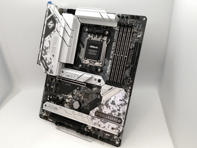 【中古】ASRock X670E Steel Legend X670E/AM5/2.5GbitLAN/Wi-Fi6E(ax)+BT5.2/ATX【高崎モントレー】保証期間１週間