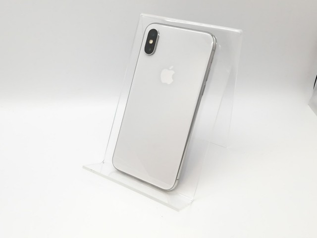 【中古】Apple au 【SIMロック解除済み】 iPhone X 256GB シルバー MQC22J/A【高崎モントレー】保証期間１ヶ月【ランクC】