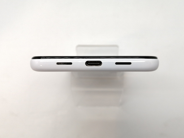 【中古】Google 国内版 【SIMフリー】 Pixel 3a G020H 64GB Clearly White【高崎モントレー】保証期間１ヶ月【ランクC】_4