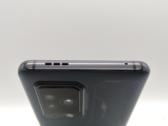 【中古】Black Shark 国内版 【SIMフリー】 Black Shark 5 Pro 12GB 256GB ブラック KTUS-H0【高崎モントレー】保証期間１ヶ月【ランクC】_2