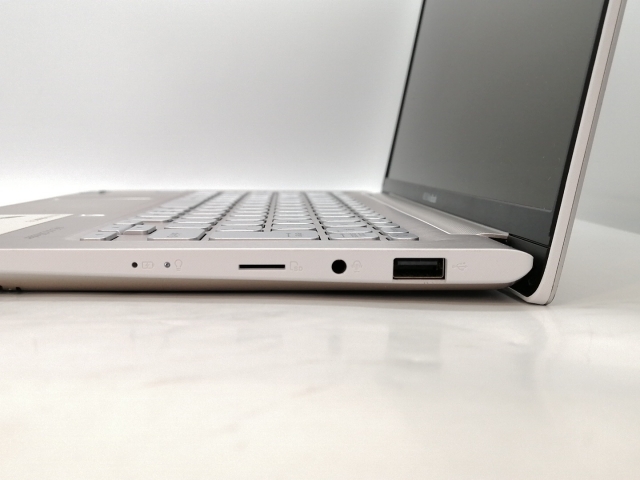 【中古】ASUS VivoBook S13 S330UA S330UA-8130GL アイシクルゴールド【i3-8130U 4G 128G(SSD) WiFi 13LCD(1920x1080)】【高崎モントレー】保証期間１ヶ月【ランクB】_2