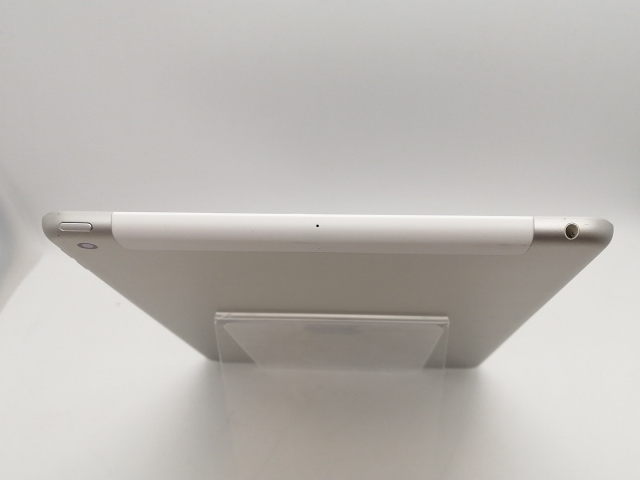 【中古】Apple docomo 【SIMフリー】 iPad（第9世代/2021） 64GB シルバー MK493J/A【川越クレアモール】保証期間１ヶ月【ランクC】_2