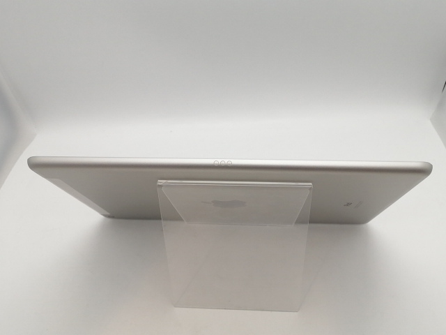 【中古】Apple docomo 【SIMフリー】 iPad（第9世代/2021） 64GB シルバー MK493J/A【川越クレアモール】保証期間１ヶ月【ランクC】_4