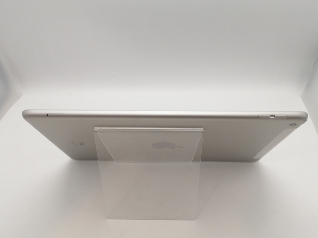 【中古】Apple docomo 【SIMフリー】 iPad（第9世代/2021） 64GB シルバー MK493J/A【川越クレアモール】保証期間１ヶ月【ランクC】_5
