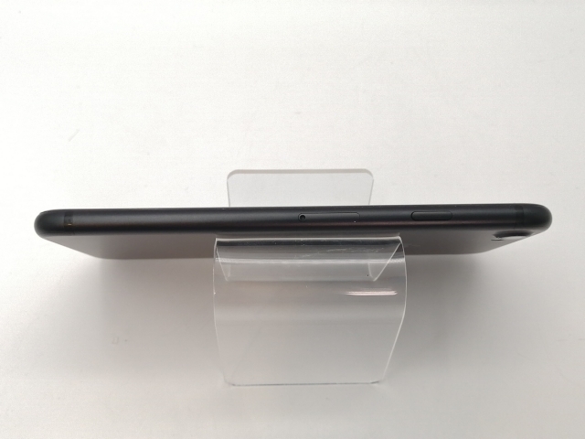 【中古】Apple docomo 【SIMロック解除済み】 iPhone 7 128GB ブラック MNCK2J/A【高崎モントレー】保証期間１ヶ月【ランクC】_3