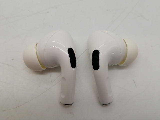 Apple AirPods Pro 第1世代 MWP22J/A A2083 A2084 A2190 ワイヤレスイヤホン 231110SK010961 セール対象品 AirPods Pro 第1世代 MWP22J／A ノイズあり