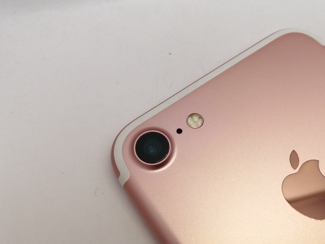 【中古】Apple au 【SIMロック解除済み】 iPhone 7 32GB ローズゴールド MNCJ2J/A【大須アメ横】保証期間１ヶ月【ランクA】_6