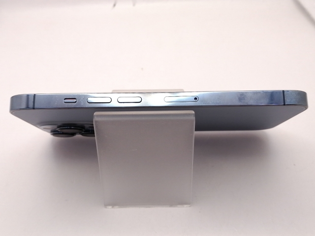 【中古】Apple SoftBank 【SIMフリー】 iPhone 13 Pro 256GB シエラブルー MLUU3J/A【大須アメ横】保証期間１ヶ月【ランクC】_3