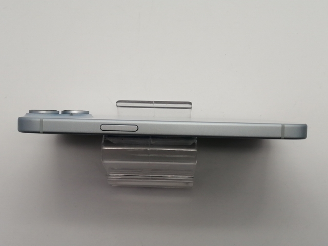 【中古】Apple docomo 【SIMフリー】 iPhone 15 128GB ブルー MTML3J/A【大須アメ横】保証期間１ヶ月【ランクB】
