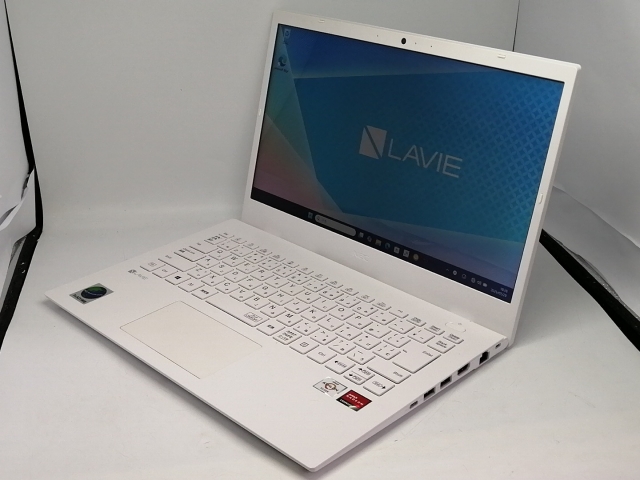 Windowsノート本体 LAVIE N15 Athlon Silver-3050U/4GB/128GB Windows