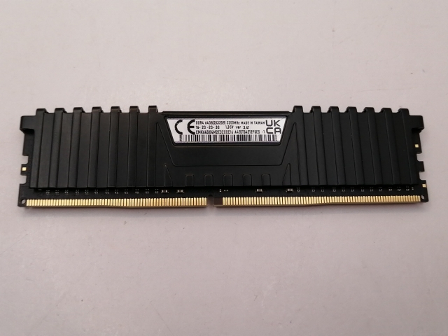 中古】DDR4 32GB PC4-25600(DDR4-3200)【デスクトップPC用】 【大須 