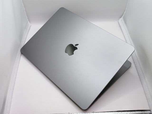 美品 MacBook Air M2 13インチ 256GB バッテリー100% 送料無料【美品